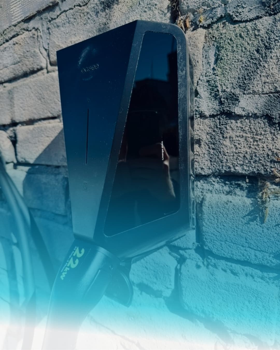 ⚡be connected. be empowered. ⚡